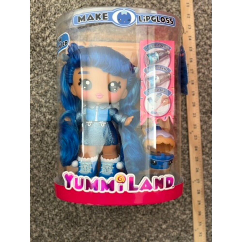 TummiLand rory Blueberry with lip gloss